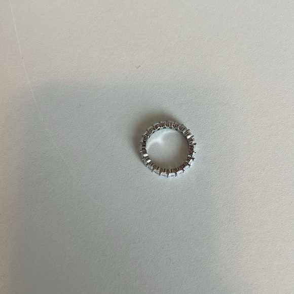 NWT Cubic Zirconia Silver Tone Wedding band - Picture 5 of 5